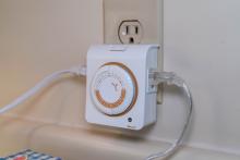 Southwire 5269MA - 15A 120V UG CONN-MARINCO