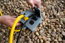 Southwire 17321DI - TIMER- OUTDOOR 3 OUTLET POWER STAKE WITH