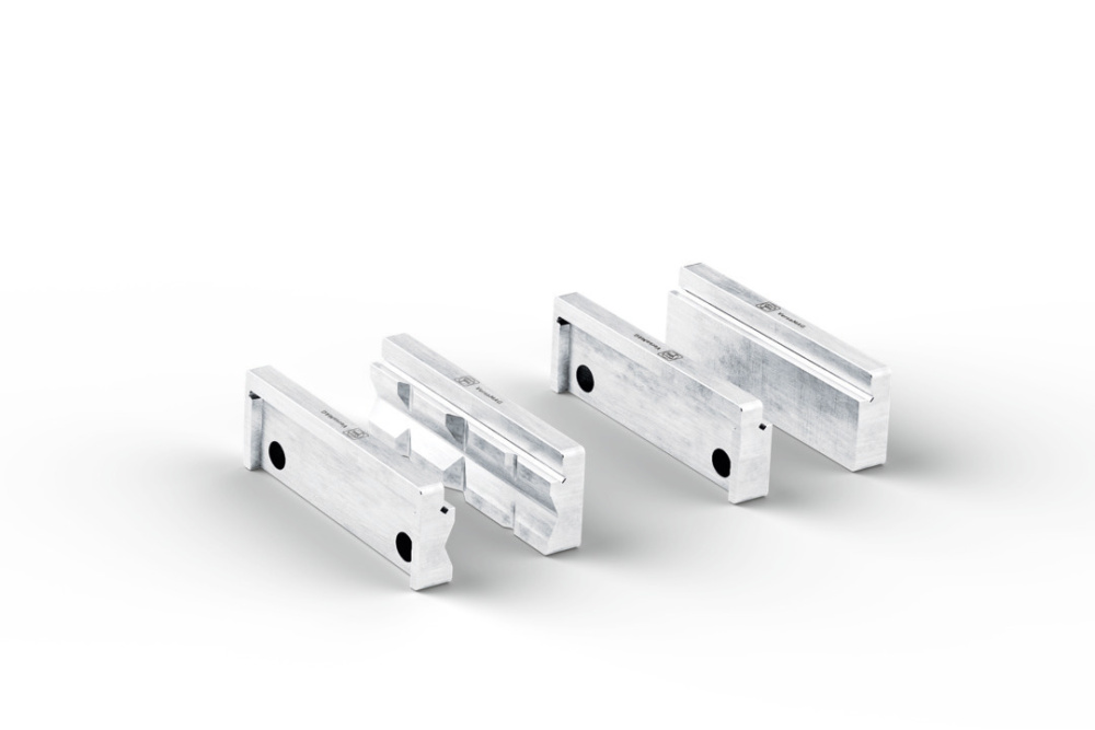 Pair of protective jaws set (P) prism and (B) blank  110 mm aluminum (FEIN VersaMAG)Â 