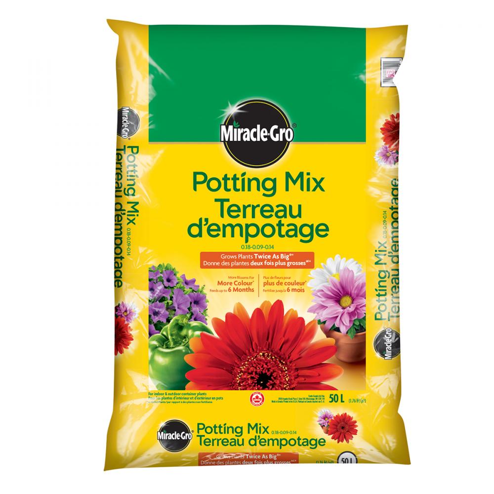 Miracle-Gro Potting Soil Blend Enriched 0.21-0.11-0.16  50L