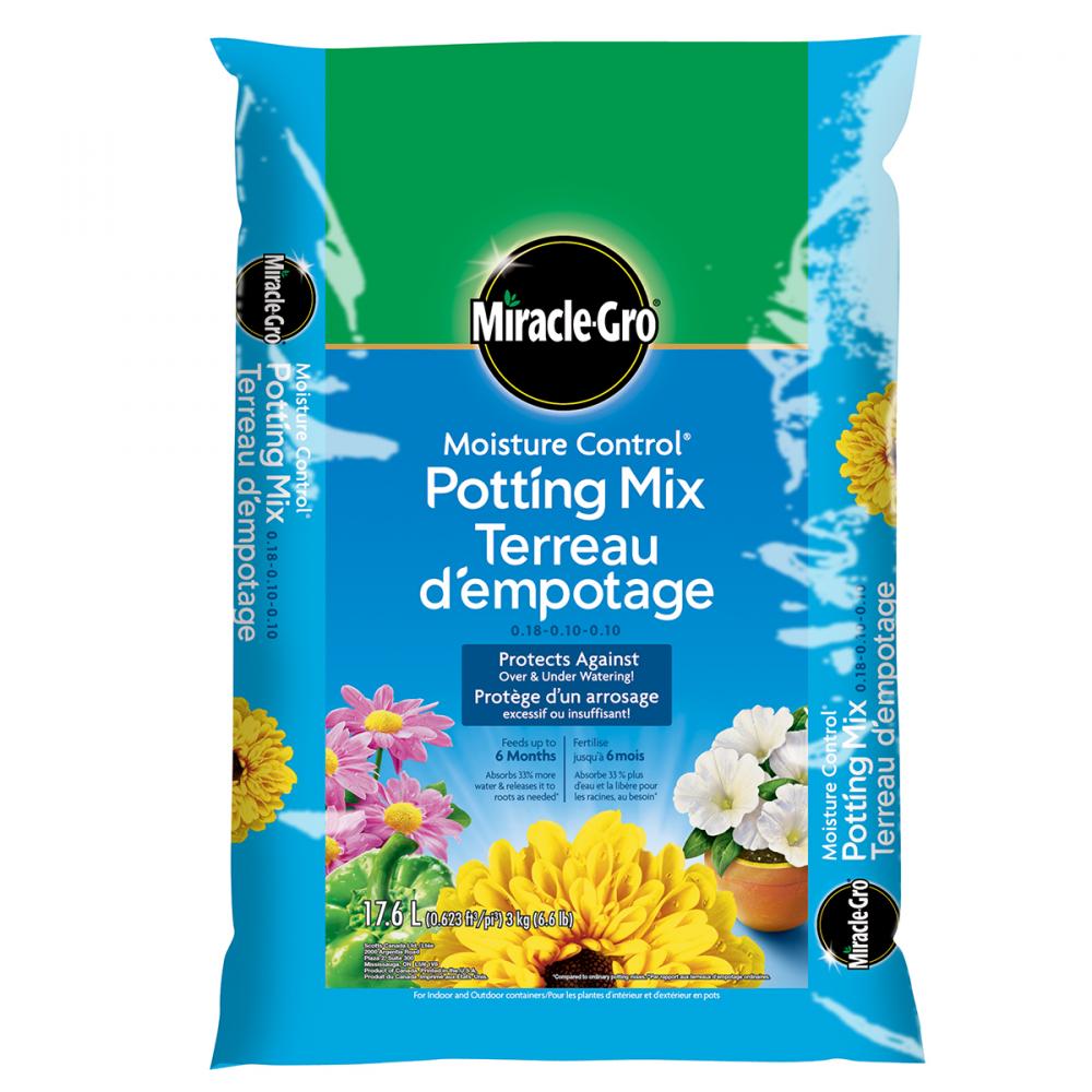 Miracle-Gro Moisture Control Potting Soil Blend Enriched 0.18-0.10-0.10  17.6L
