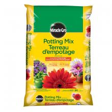 Toolway 88000578 - Miracle-Gro Potting Soil Blend Enriched 0.21-0.11-0.16  50L