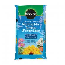 Toolway 88026197 - Miracle-Gro Moisture Control Potting Soil Blend Enriched 0.18-0.10-0.10  56.5L
